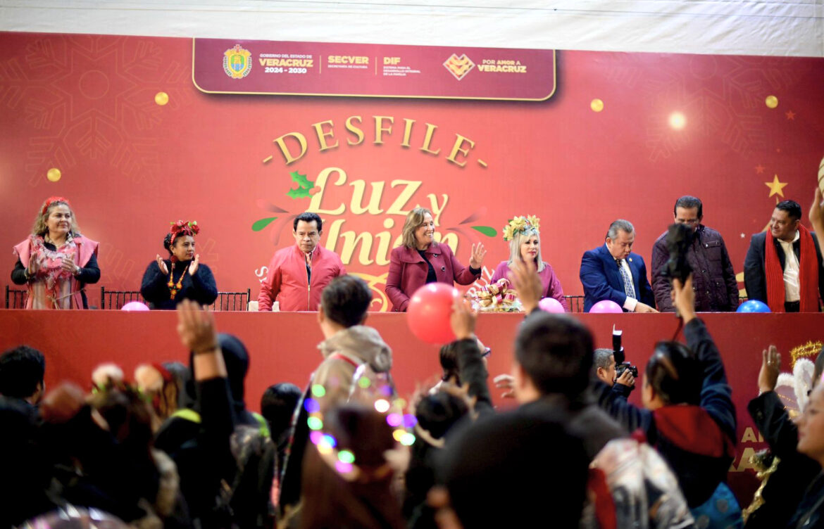 Desfile navideño Luz y Unión en Xalapa: tradición, cultura y alegría