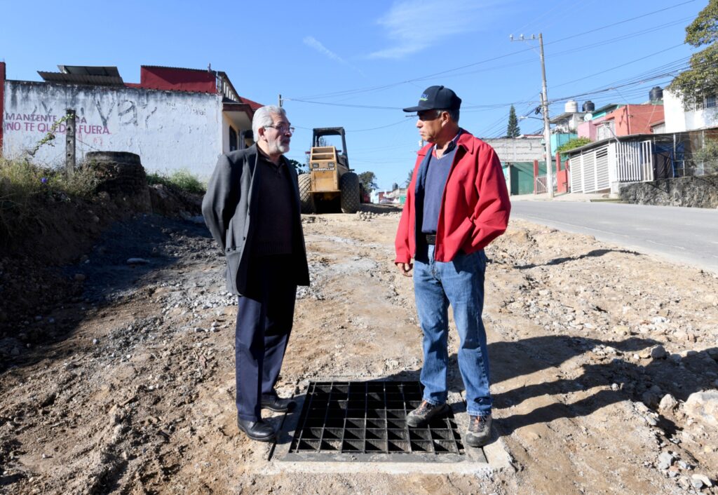 Avanza construcción del colector pluvial Camino al Sumidero