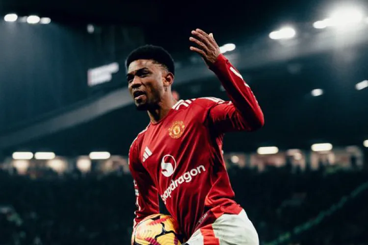 Amad Diallo brilla con triplete y salva al Manchester United ante el Southampton