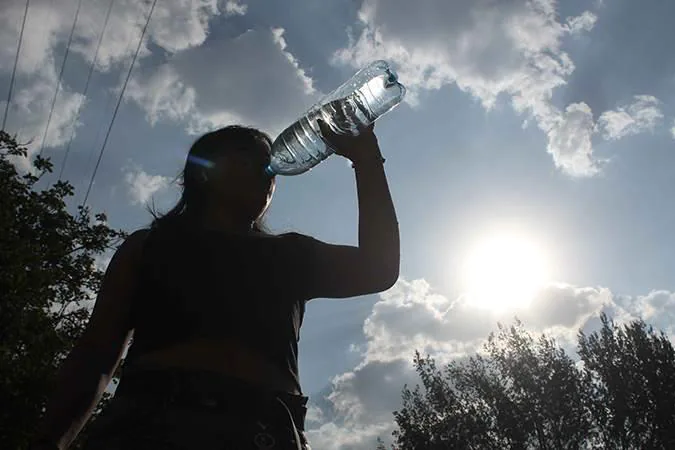 Vientos fuertes y ambiente caluroso afectarán gran parte de México