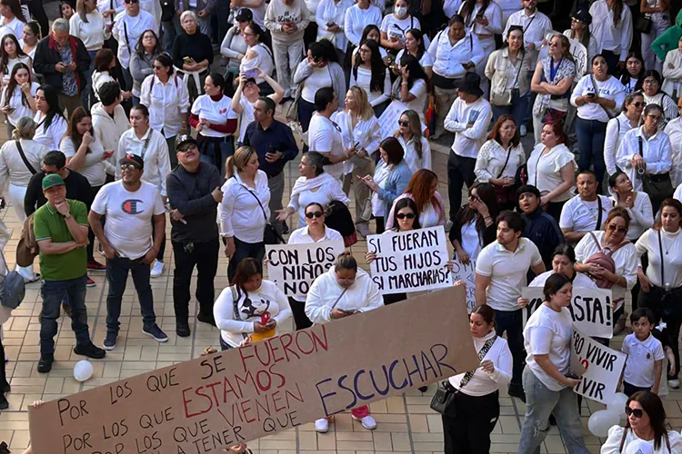 Culiacán exige justicia por asesinato de Alexander y Gael: “¡A los niños no!”