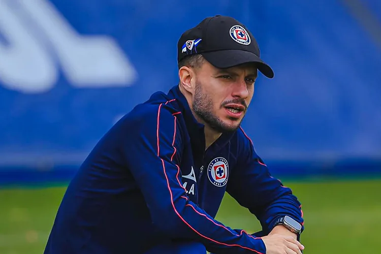 Martín Anselmi dejaría Cruz Azul para dirigir al Porto