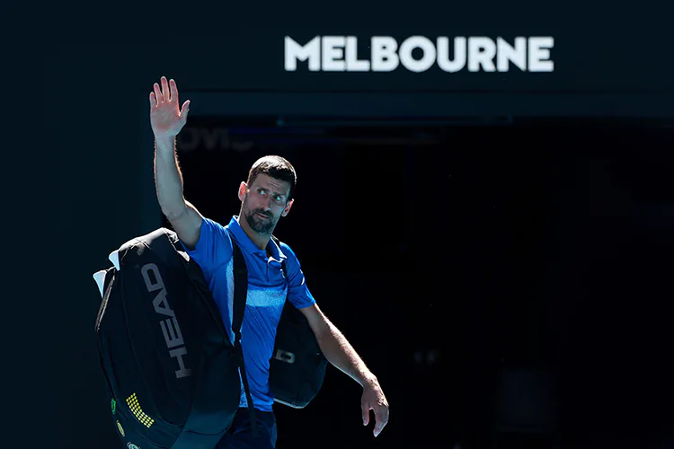 Novak Djokovic se retira por lesión; Zverev pasa a la final del Abierto de Australia