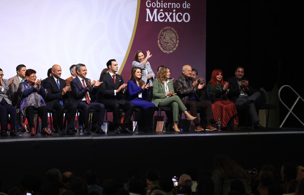 Rocío Nahle participa en el primer Encuentro Nacional Municipal