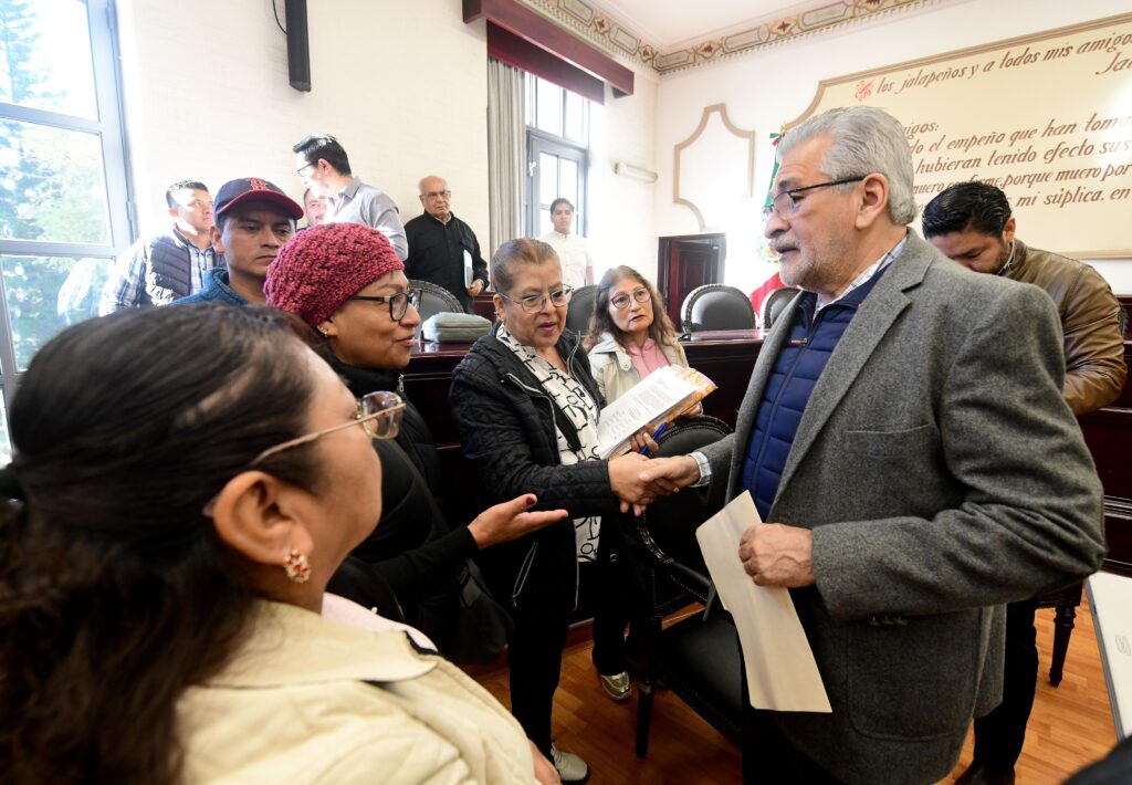 También lee: Frente frío 25 genera ambiente gélido en el noroeste y norte de México Herencia y cultura veracruzana en la Feria Internacional de Turismo La Casa Blanca dice que Colombia acepta recibir migrantes deportados