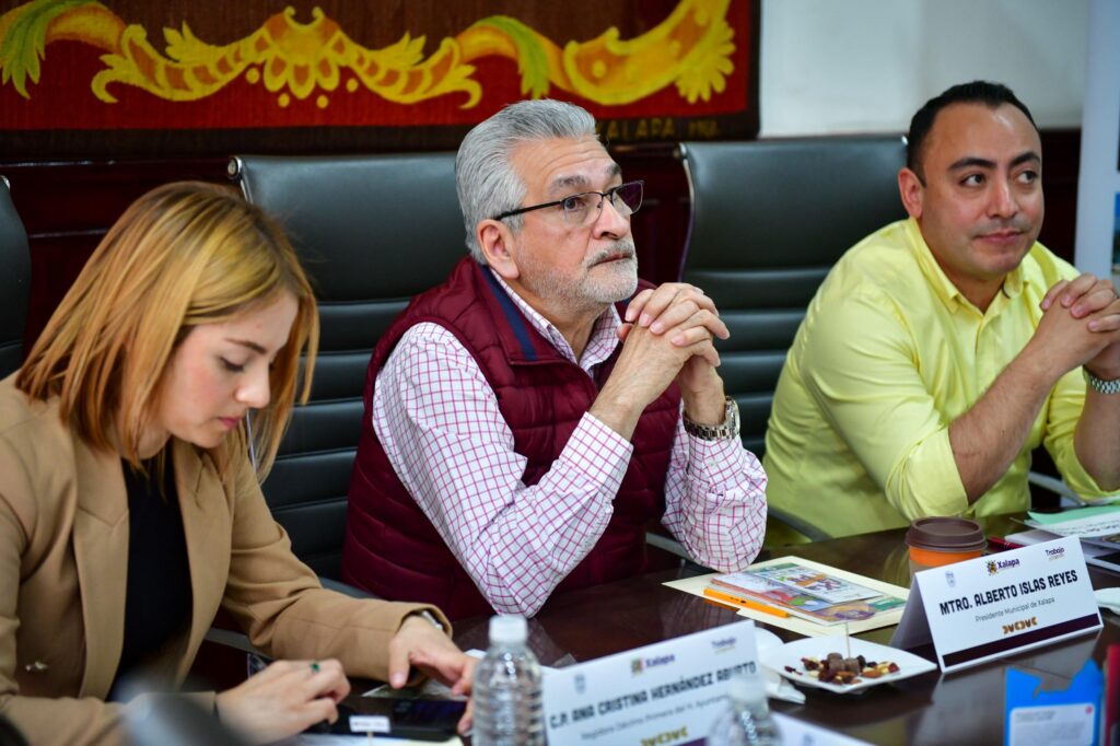 Xalapa tiene todo para destacar como destino turístico. Presentamos el Plan Anual de Trabajo 2025, que integra estrategias para realzar nuestra riqueza cultural, mejorar la experiencia de los visitantes y potenciar el turismo. pic.twitter.com/brvJB2knVG— Alberto Islas Reyes (@IslasAlbertoR) January 28, 2025
