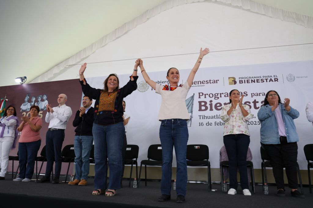 Programas para el Bienestar. Tihuatlán, Veracruz https://t.co/nkd6OLLeqX— Claudia Sheinbaum Pardo (@Claudiashein) February 16, 2025