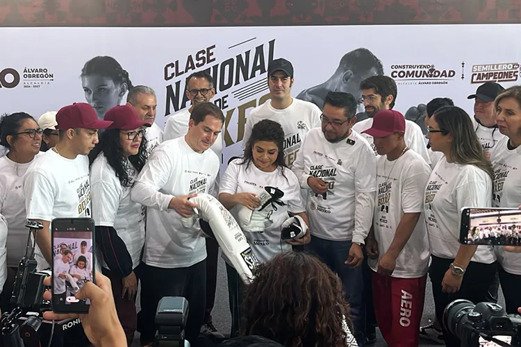 Clara Brugada impulsa el boxeo como herramienta de paz en la Álvaro Obregón