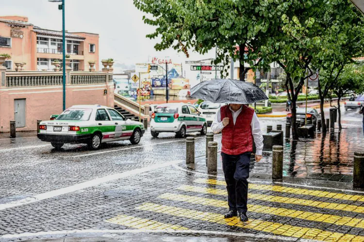 Clima en México: Frente frío 27 trae lluvias y viento a gran parte del país