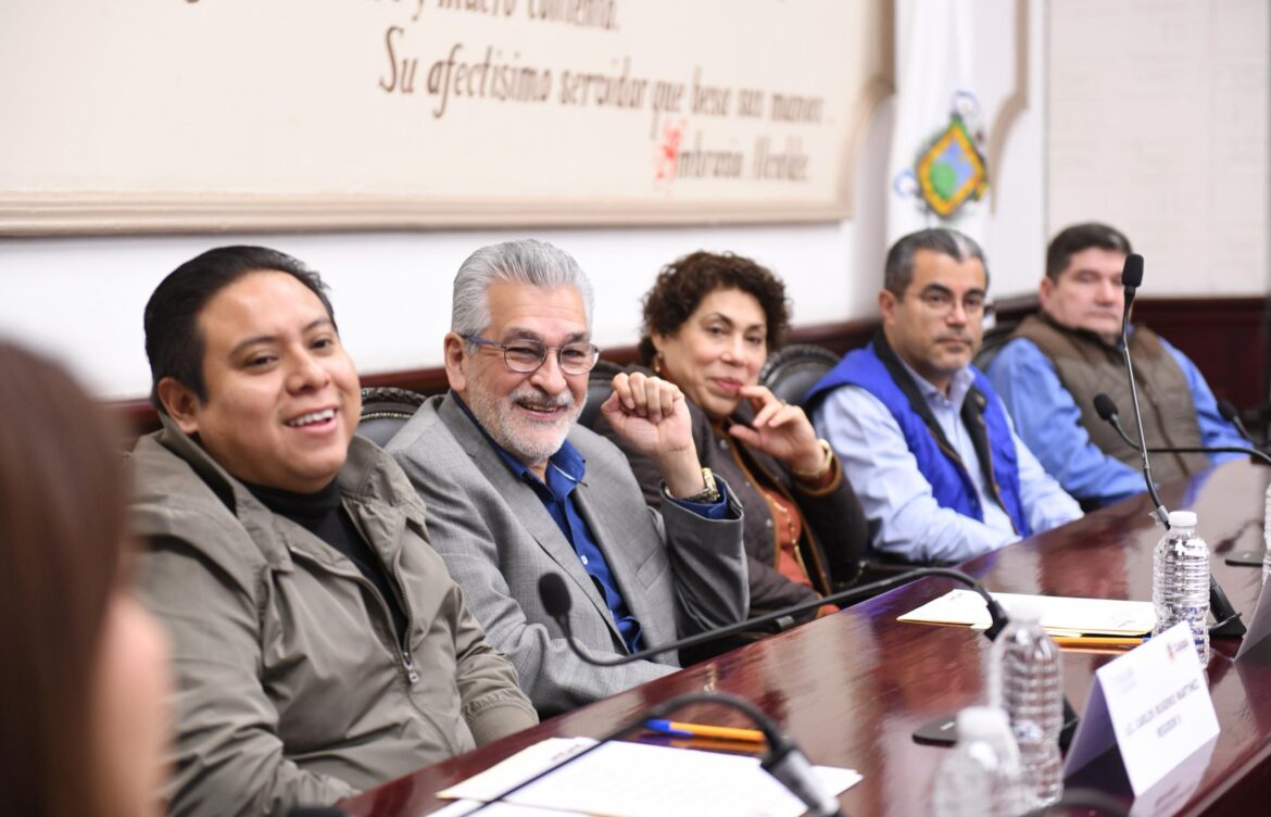 Recursos públicos son para servir a la gente: Alberto Islas