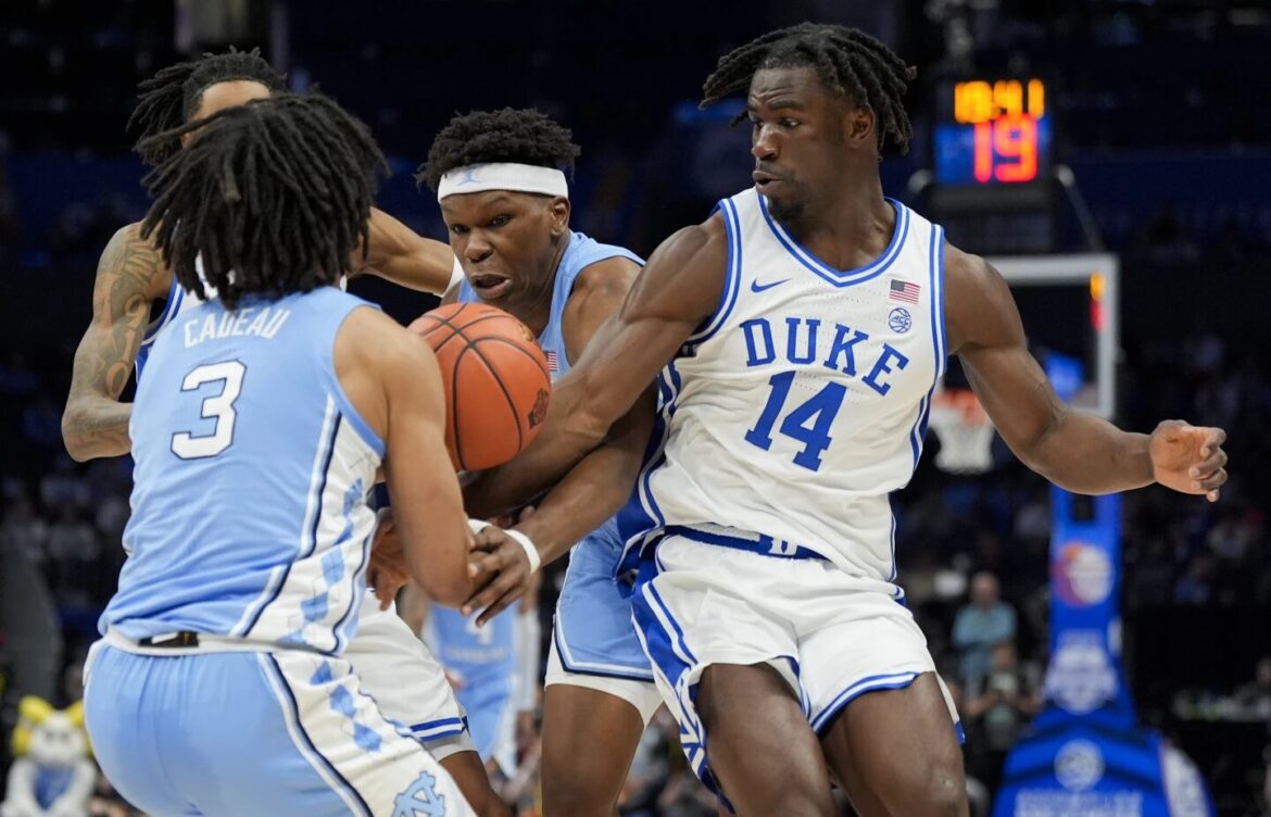 No 1 Duke ganó el rally Carolina Rally para ganar, alcanzó el título de ACC sin bandera