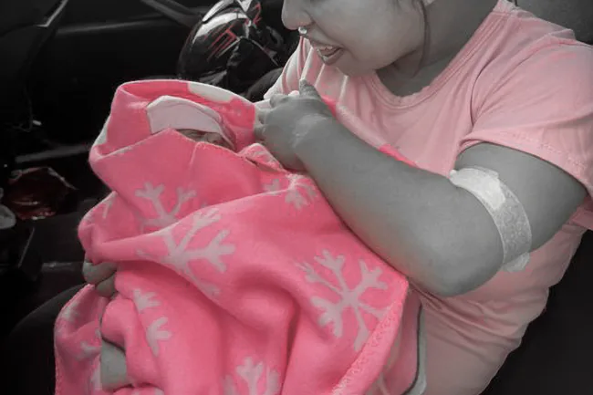 Fallece Karely, hija de Lupita TikTok, tras sufrir sepsis neonatal, paro cardiaco y muerte cerebral