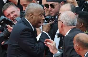 Denzel Washington enfrenta a fotógrafo en la alfombra roja de Cannes luego de ser tocado inapropiadamente.