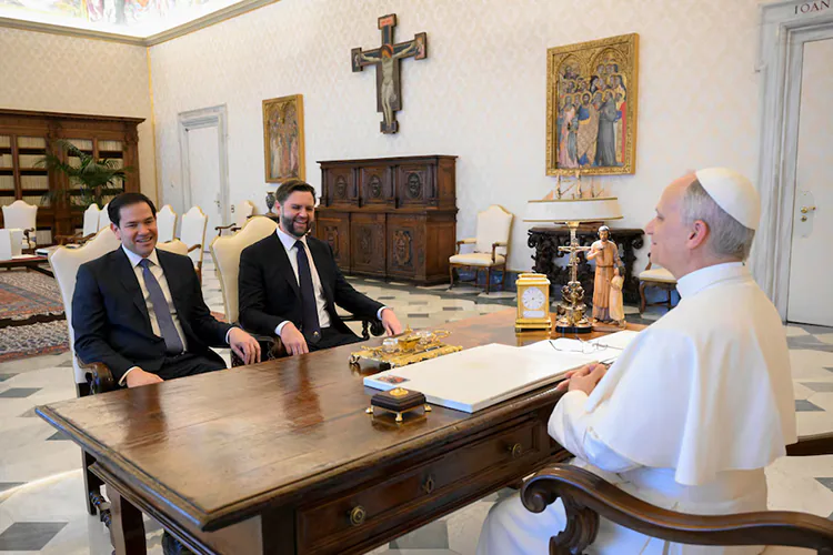 JD Vance y Marco Rubio dialogan con el papa León XIV para “amistarse” con el Vaticano