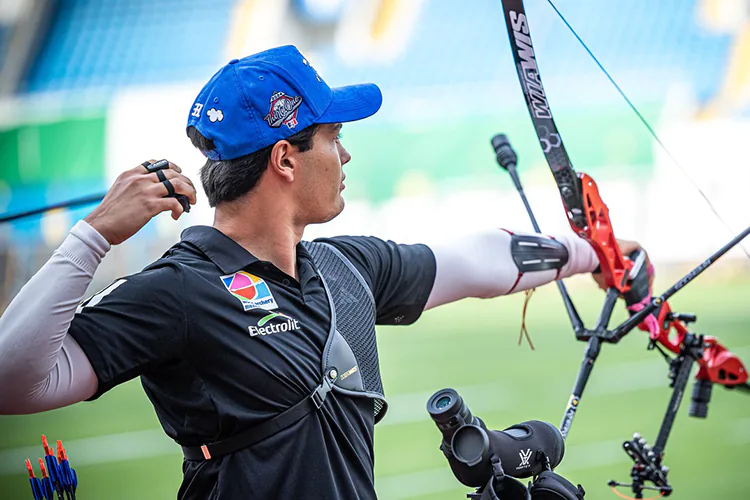 Matías Grande arriba a semifinales de la Copa del Mundo de Tiro con Arco Shanghái 2025