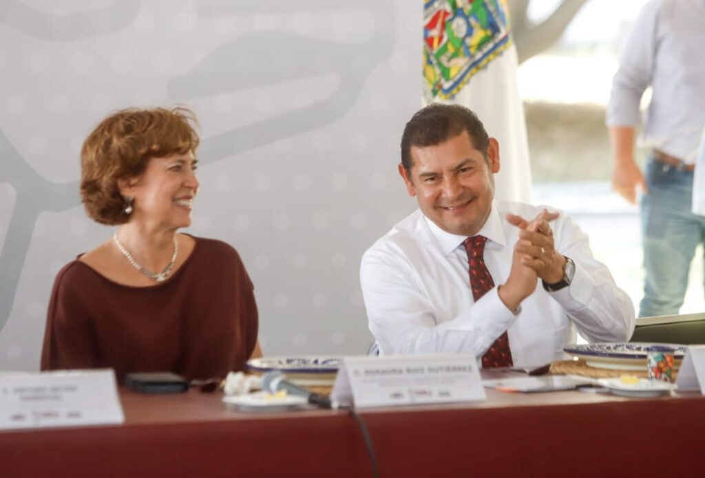 ¿Ya conoces nuestro Pasaporte de Eventos 2025 "Por Amor a Puebla"?🎟️✨¡Cuenta con más de 150 eventos nacionales e internacionales!🎇🎉De la mano de nuestra presidenta, la Dra. @Claudiashein, impulsamos el turismo🏨, la cultura🎭 y fortalecemos la economía regional💹.… pic.twitter.com/euIG2g2h47— Alejandro Armenta (@armentapuebla_) March 30, 2025