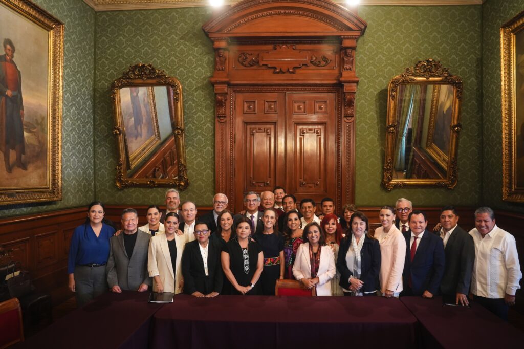 #Veracruz con el compromiso de acelerar la transformación en el sector salud. https://t.co/z2XDeGubjW— Rocío Nahle (@rocionahle) May 23, 2025