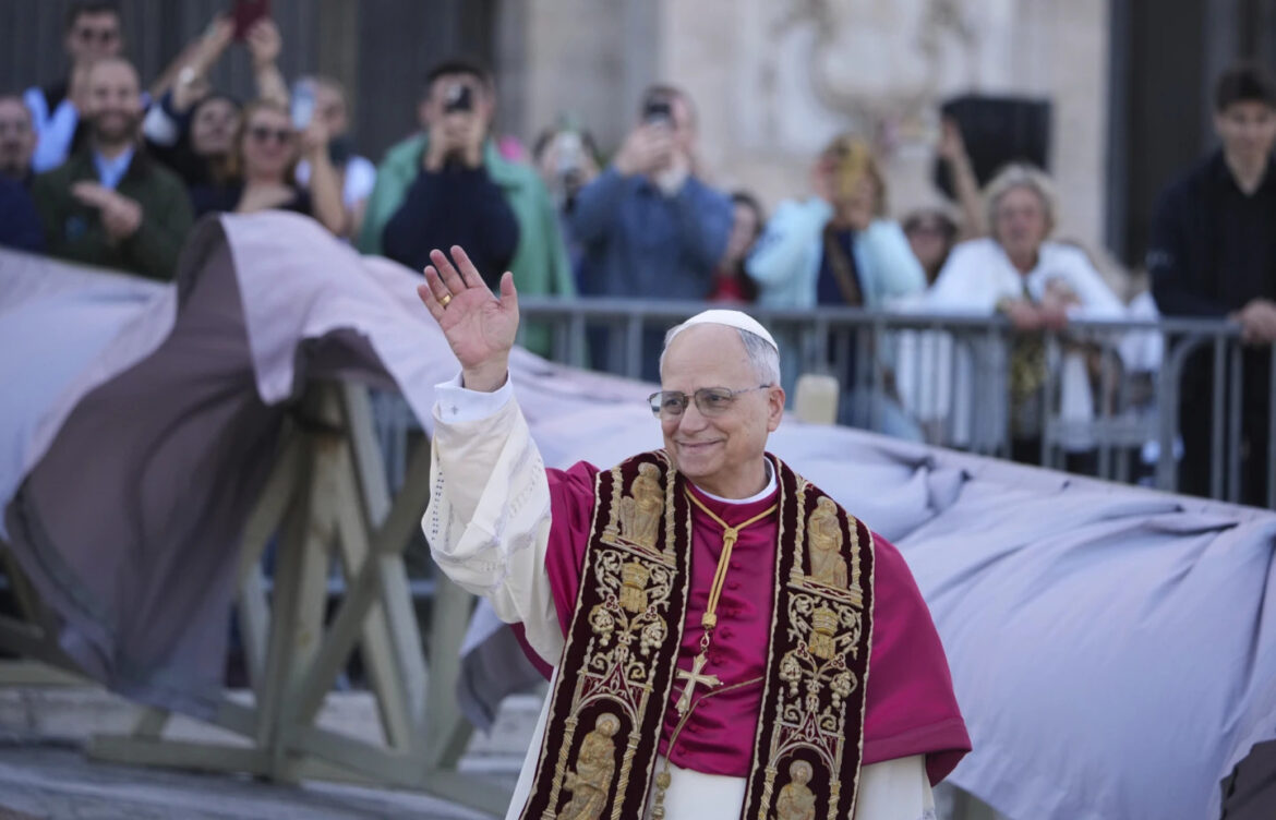 León XIV proclama: “¡Soy romano!”