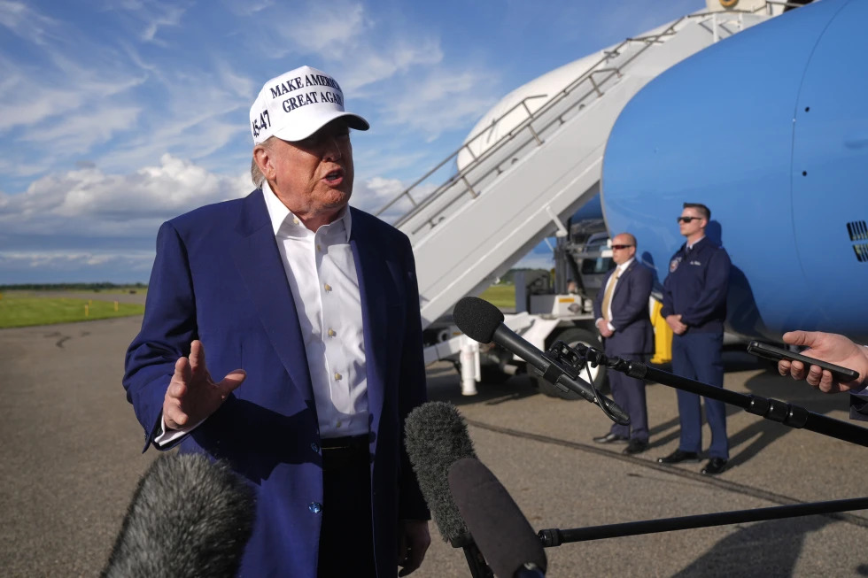 Trump estalla contra Putin por ataques a Ucrania