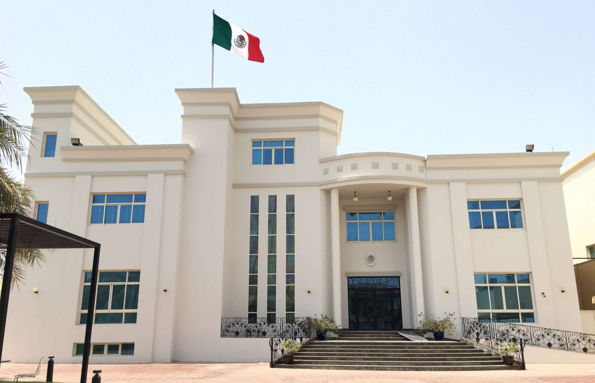 Piden a mexicanos en Emiratos e Irak extremar precauciones