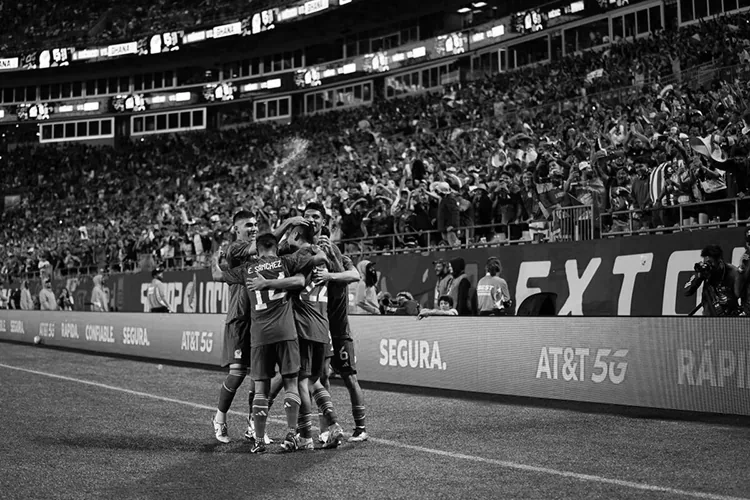 FIFA impone multa de casi dos millones de pesos a la FMF por “grito homofóbico”