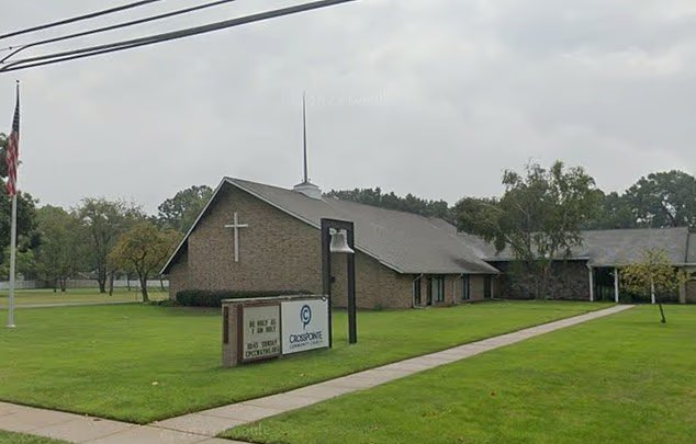 Guardia neutraliza atacante en iglesia de Michigan