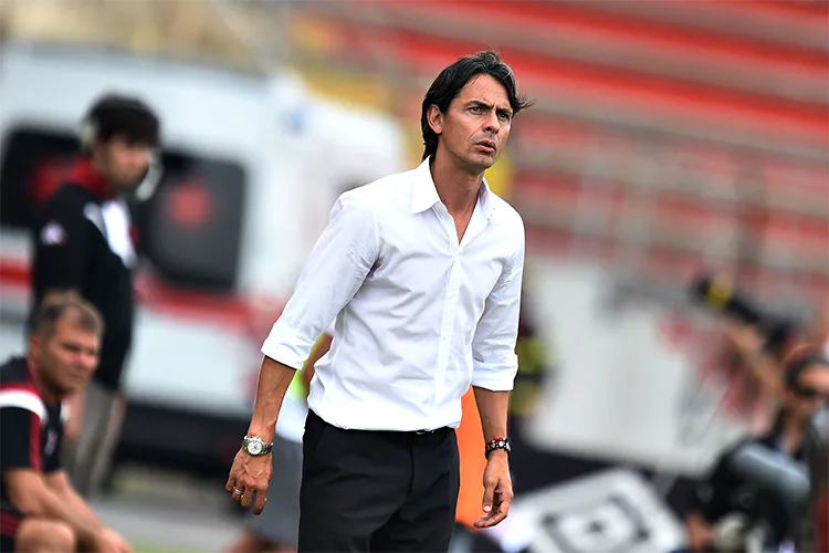 Simone Inzaghi se despide del Inter de Milán tras goleada en Champions contra el PSG