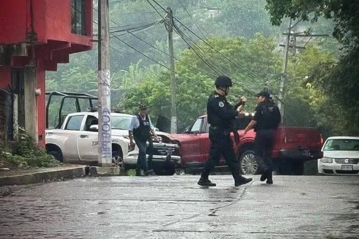 Matan a balazos al chofer del alcalde electo de Coxquihui, en pleno centro de Papantla