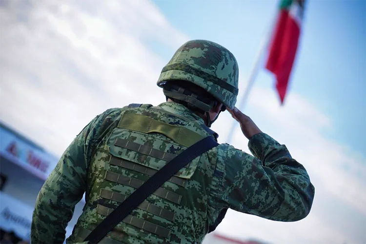 En Sinaloa, caen miembros de Los Mayos e incautan drogas y armas de alto poder