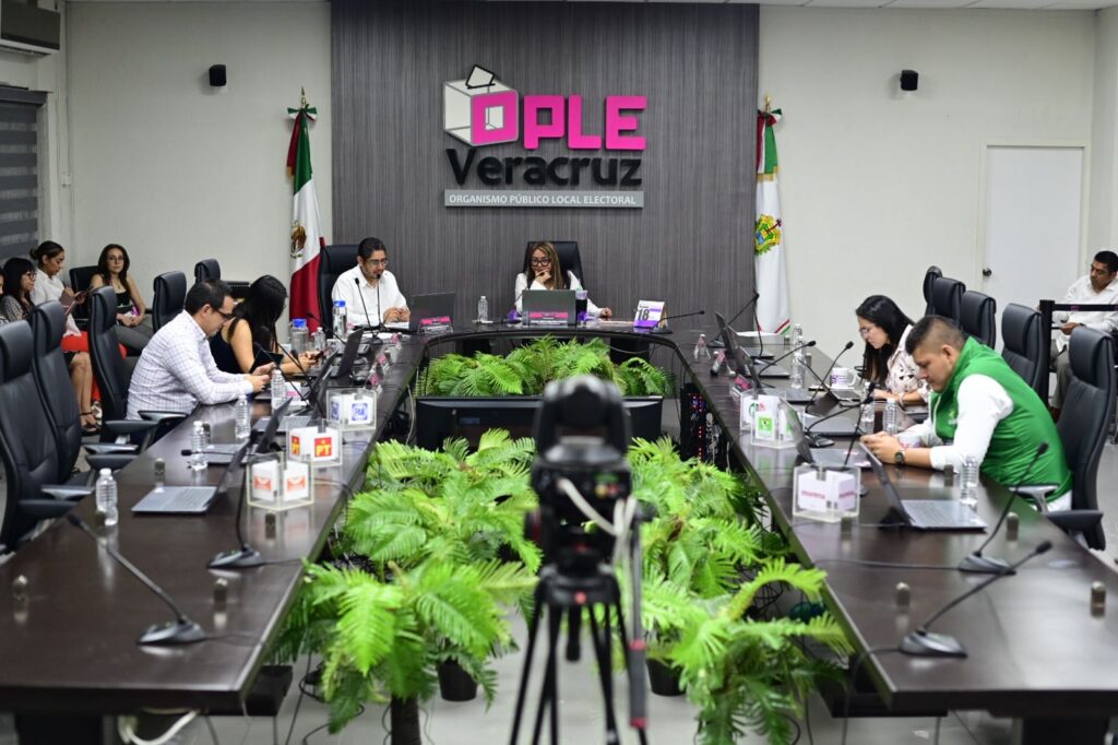 Consejo General del OPLE Veracruz atiende consulta sobre agentes y subagentes municipales
