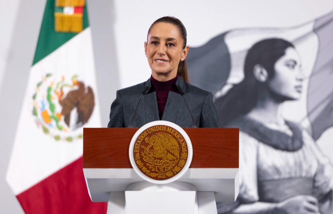 Sheinbaum llama a precaución tras impacto de Erick