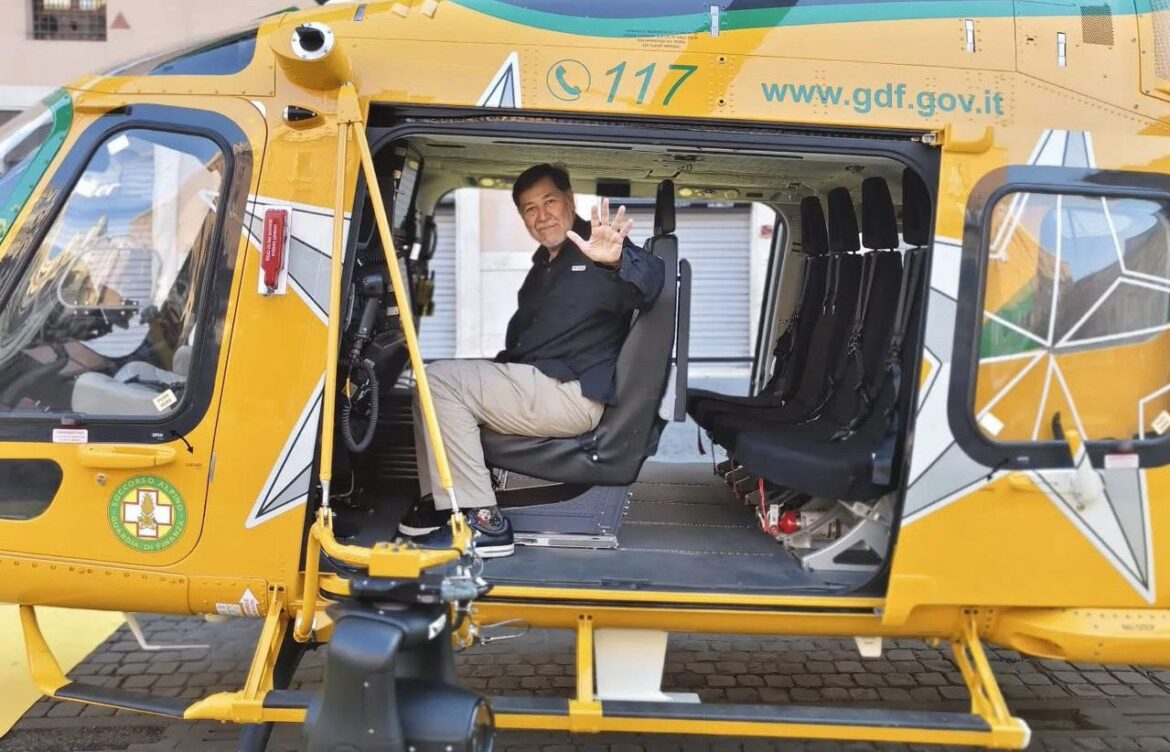 Critican a Noroña por uso de helicóptero oficial