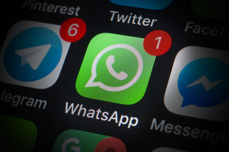 Irán pide a su población eliminar WhatsApp; acusa que recaba datos para Israel