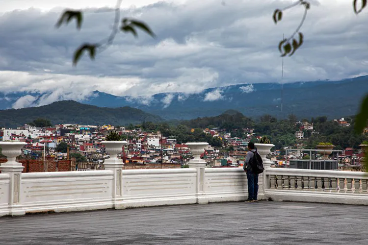 ¡No te confíes! Persisten en Xalapa condiciones para lluvias torrenciales