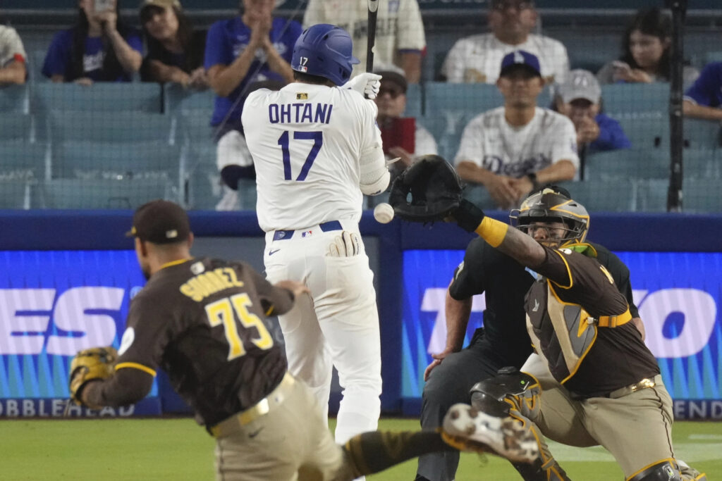 Robert Suárez, cerrador de los Padres, recibió 3 juegos de suspensión por golpear a Shohei Ohtani, en un polémico juego que también dejó suspendidos a ambos managers.
