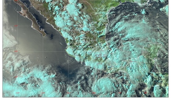 La depresión tropical Dos generará lluvias extraordinarias (más de 250 mm) en Veracruz y torrenciales en Tabasco y Campeche, con riesgo de inundaciones y deslaves, alerta el SMN.
