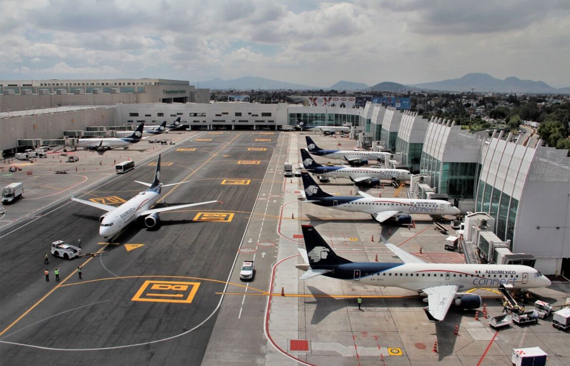 Sheinbaum garantiza seguridad tras incidente aéreo en el AICM
