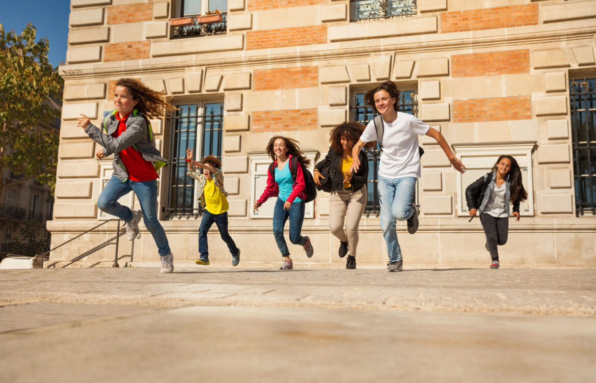 ¿Eres estudiante o maestro? ¡Paga menos en tus viajes!
