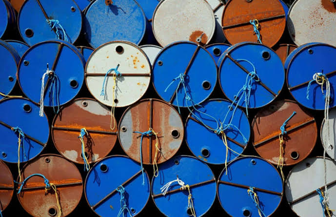 Empresas de EU refinan crudo ilegal de México y autoridades intensifican medidas