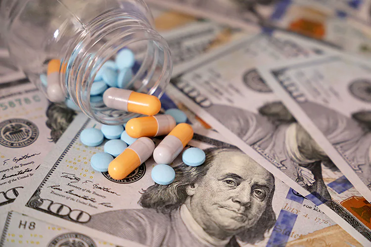 México depende de importaciones para más del 80% de medicamentos: IMSS-Bienestar