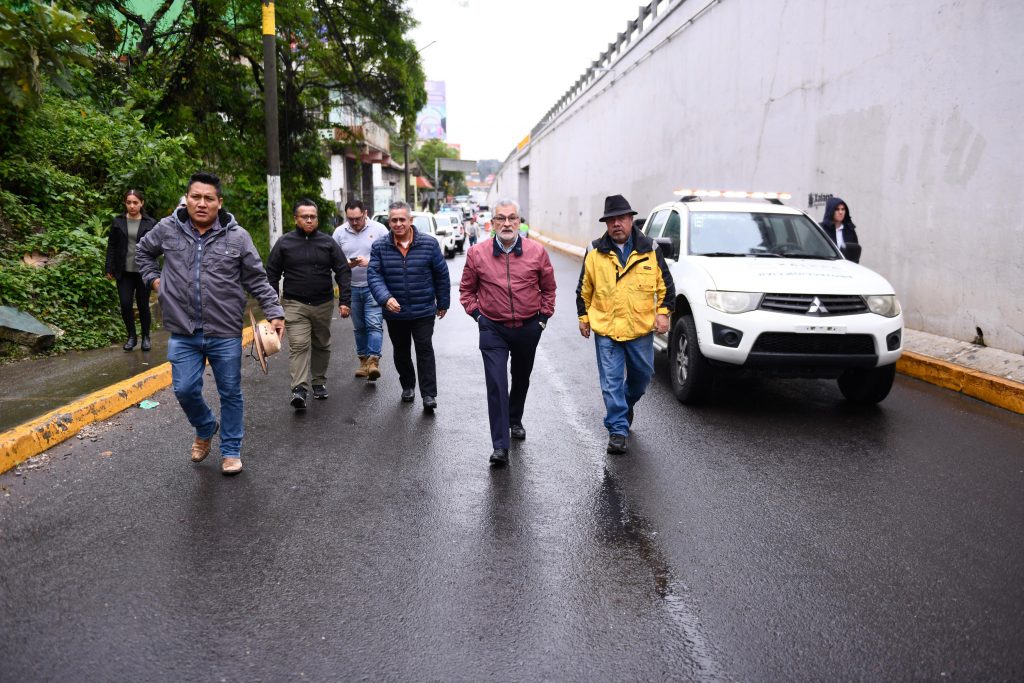 Constructora deberá reparar daños en muro de contención: Alberto Islas
