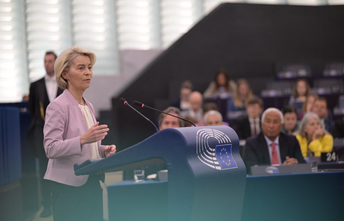 Comisión Europea retrasa represalias por aranceles de EE.UU.