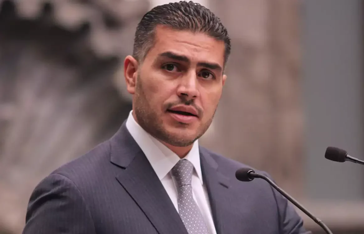 Detención de 48 personas en operativos contra extorsión en ocho estados