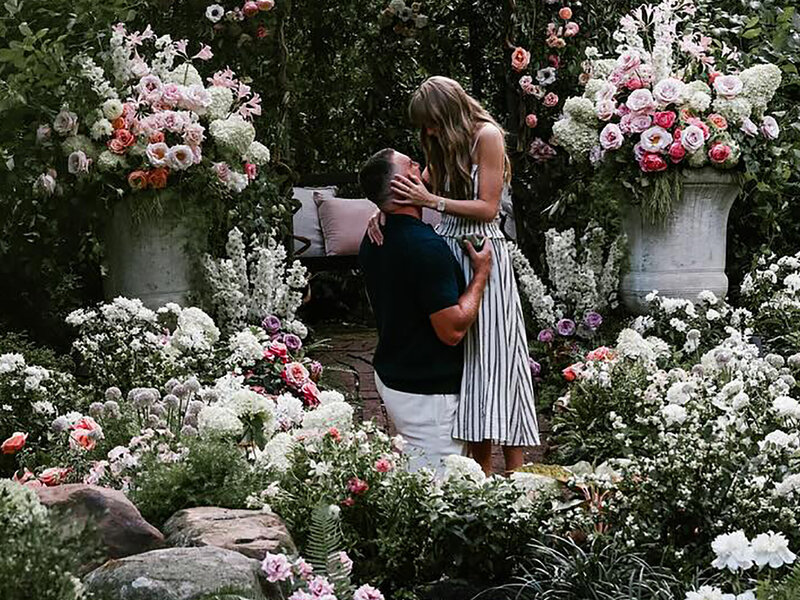 El padre de Travis Kelce revela los detalles íntimos de la pedida de mano