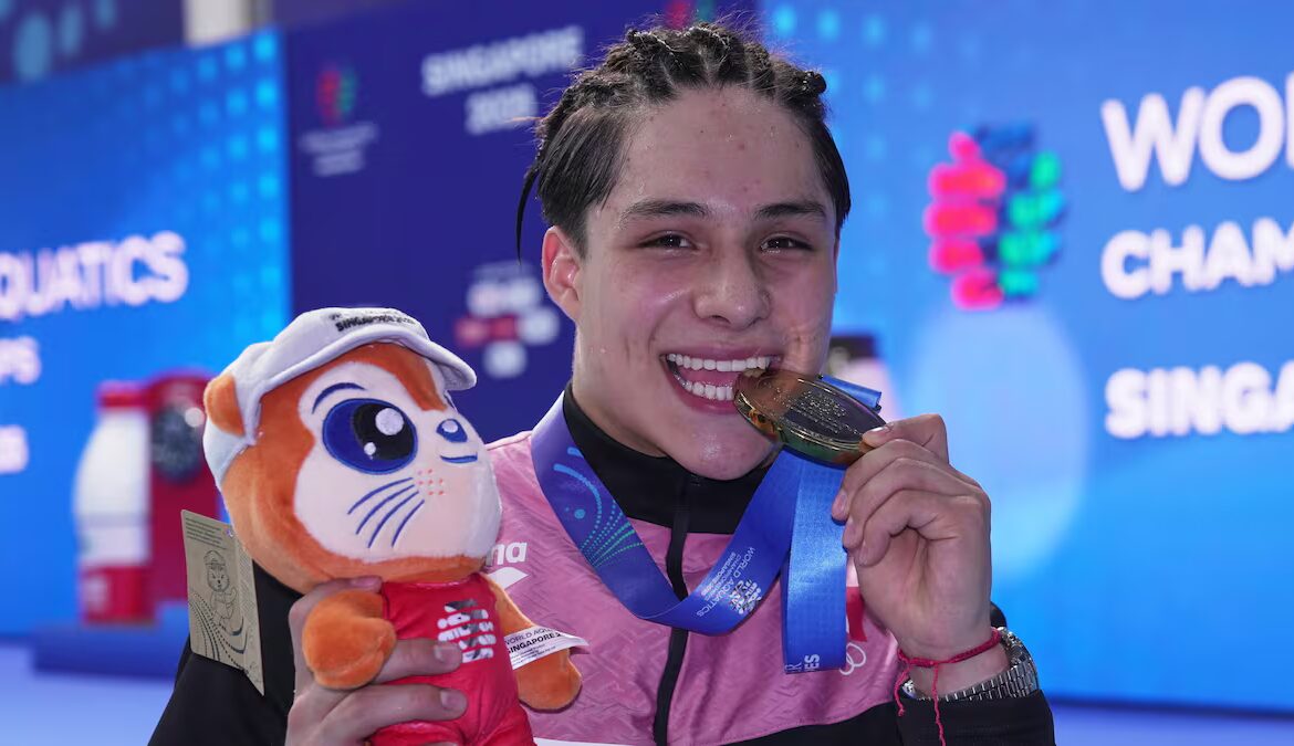 Osmar  Olvera, campeón mundial en trampolín de 3 metros
