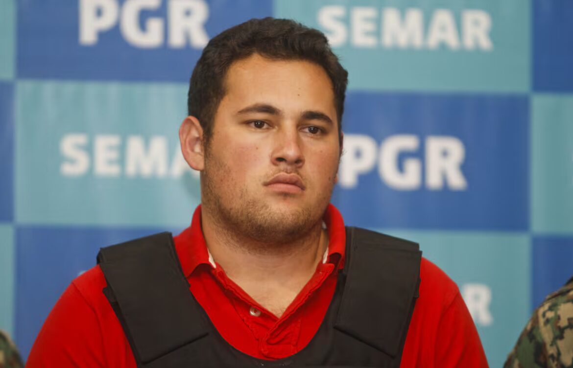 ICE ofrece 10 millones de dólares por Jesús Alfredo Guzmán Salazar