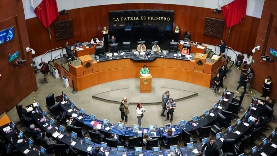 Morena convoca a su plenaria a García Harfuch, Rosa Icela Rodríguez, Ebrard, de la Fuente y Edgar Amador
