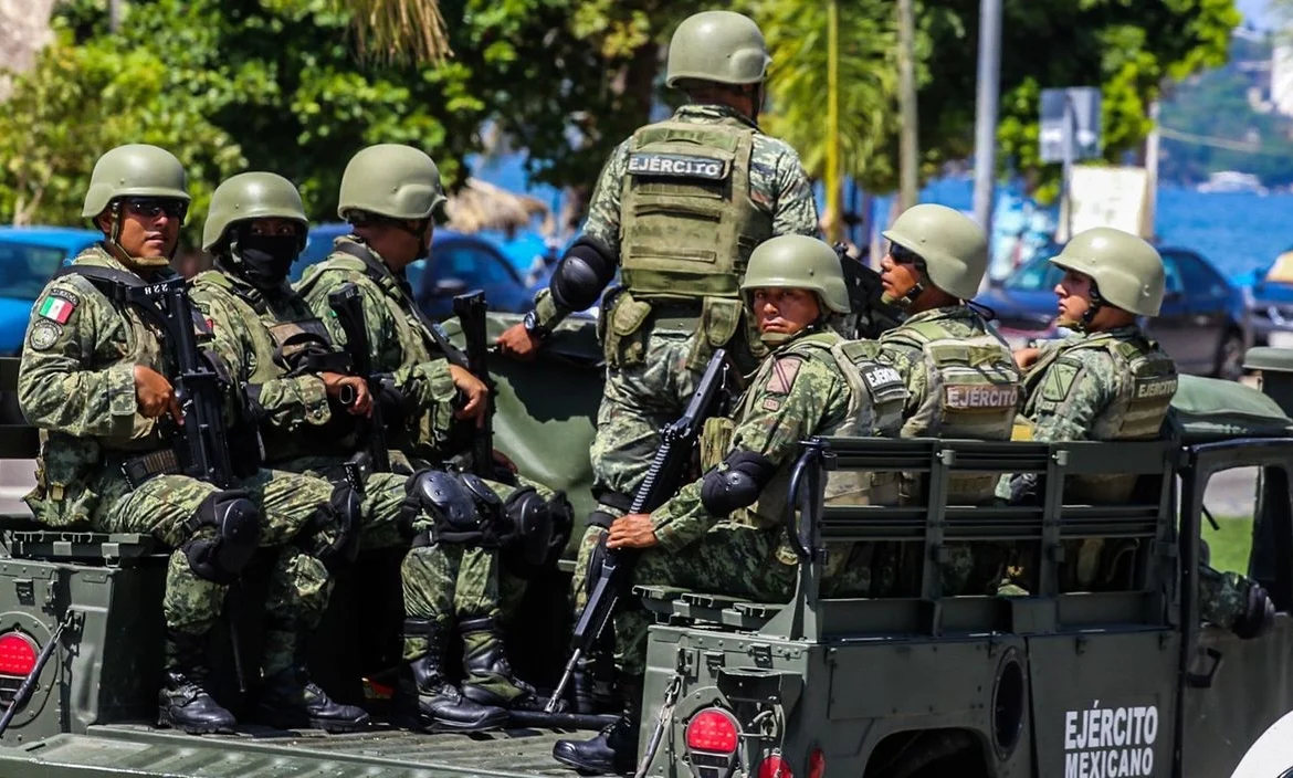 Investigan a militares y Guardia Nacional por huachicol en ferrotanques