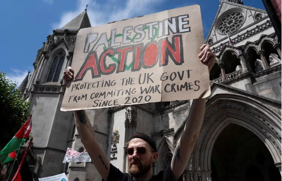 Detienen a 13 personas en Norwich por manifestarse a favor de ONG pro-Palestina ilegalizada