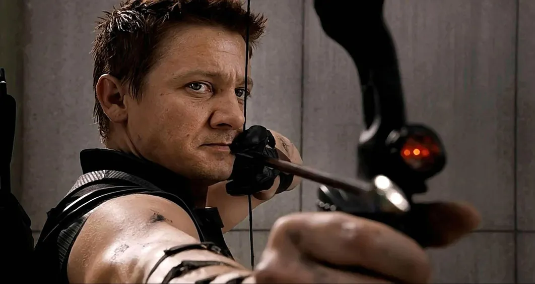 Jeremy Renner listo para regresar al UCM como Hawkeye